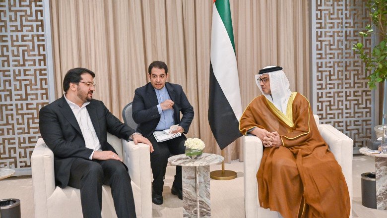 Mansour bin Zayed receives Iranian Minister of Roads and Urban Development