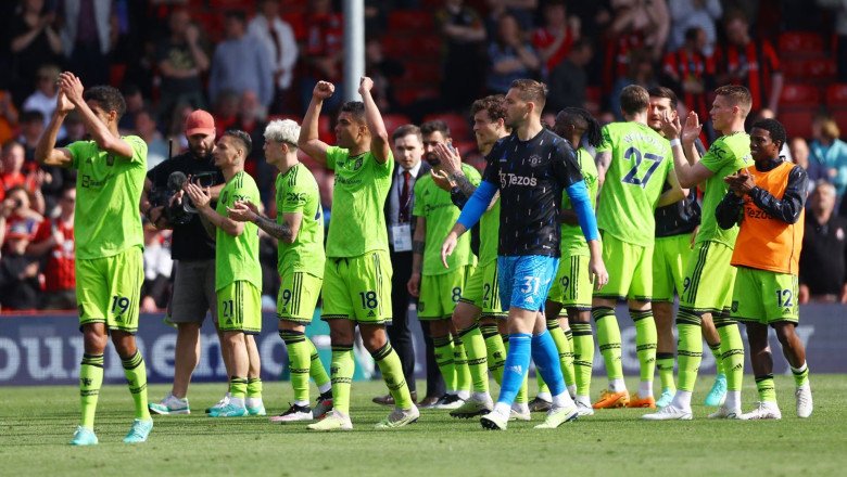 Man United beat Bournemouth to close on Champions League