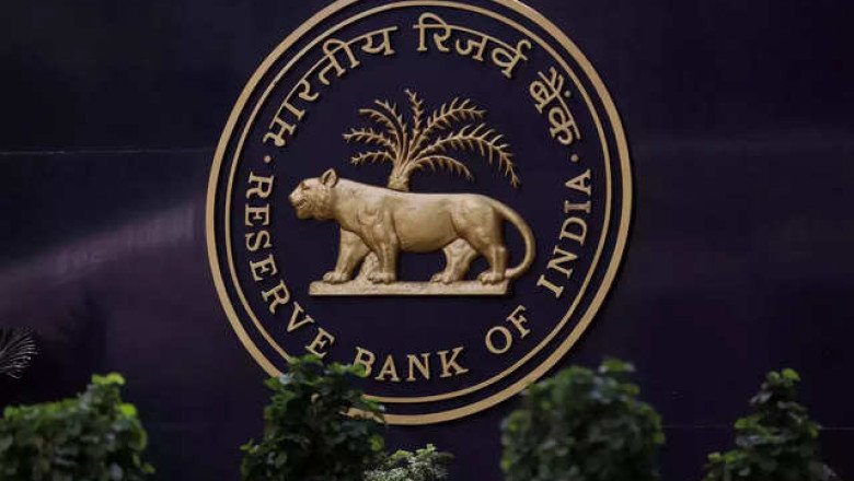 RBI May Opt To Roll Over $5-Billion Forex Swap