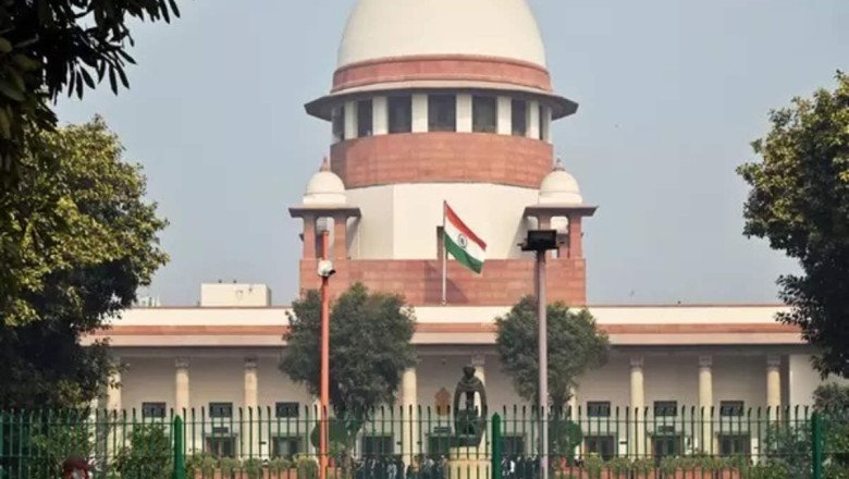 Telecom Majors Likely To Plead For Review Of SC Licence Fee Ruling