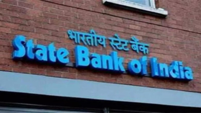 Banks Tap Business, Rework Plan To Raise Low-Cost Deposits