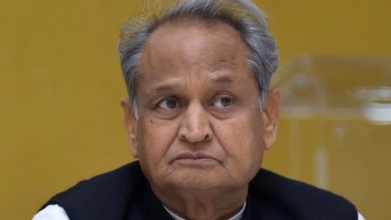 Gehlot slams Modi for linking Cong to terrorism