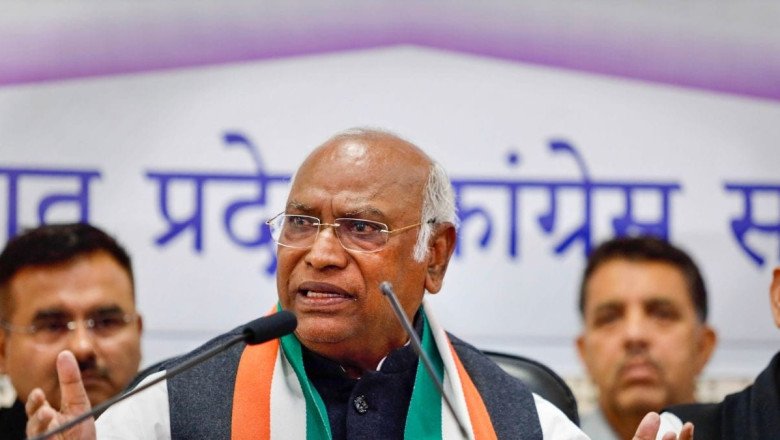Kharge accuses BJP of robberies to topple govts