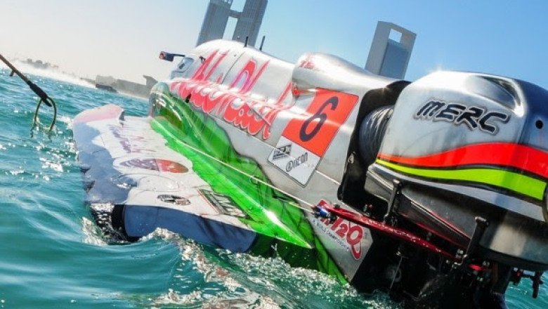 Emirati Makes Waves in Formula 4 Powerboat Racing
