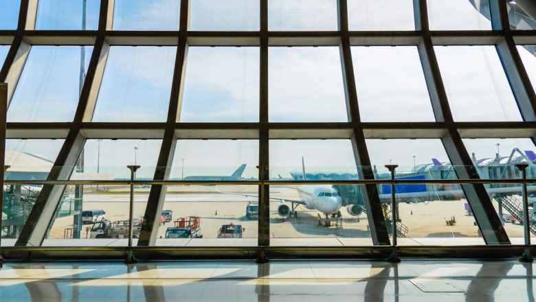 The 5 Best Airport Lounges to Work and Relax During Layovers