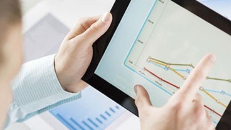 Investing in Financial Markets vs. Real Estate: A Comparative Analysis
