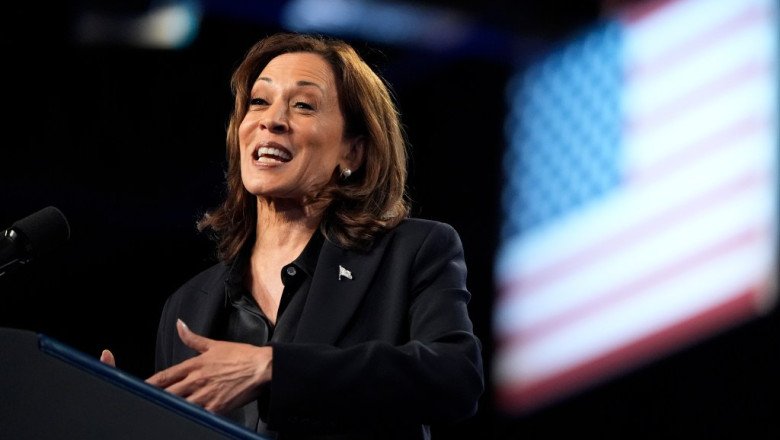 Harris tells Michigan supporters, ‘I will never tell you what car you have to drive’