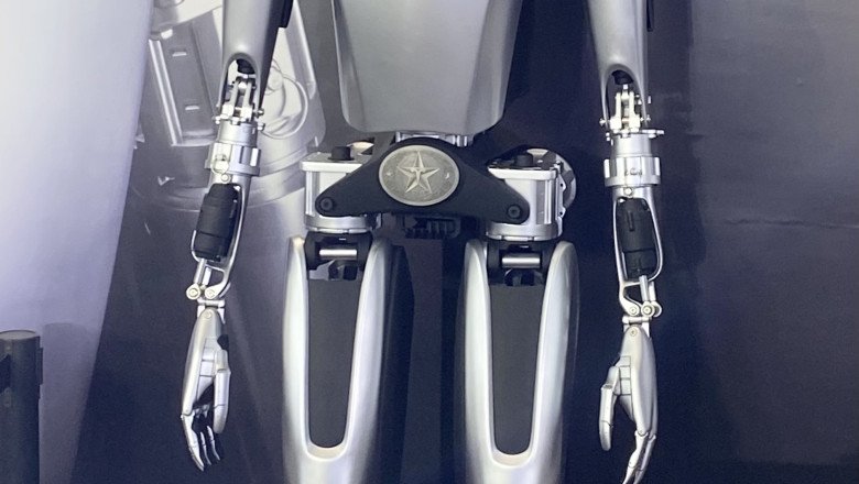 Tesla’s Optimus Robot Promises Revolutionary Capabilities