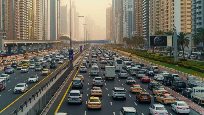 New UAE Traffic Law Lowers Minimum Driving Age From March 29