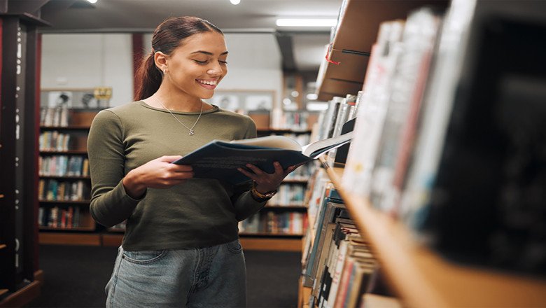 53 Inspiring Quotes About Reading Books to Expand Your Horizons