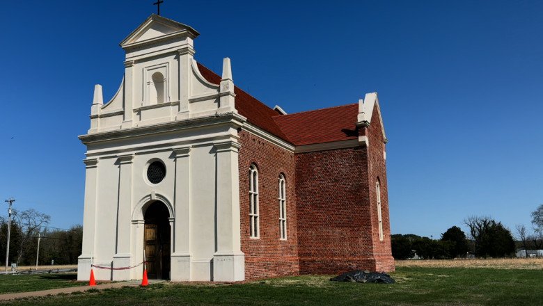 Maryland historians open up 17th-century Catholic church after 320 years