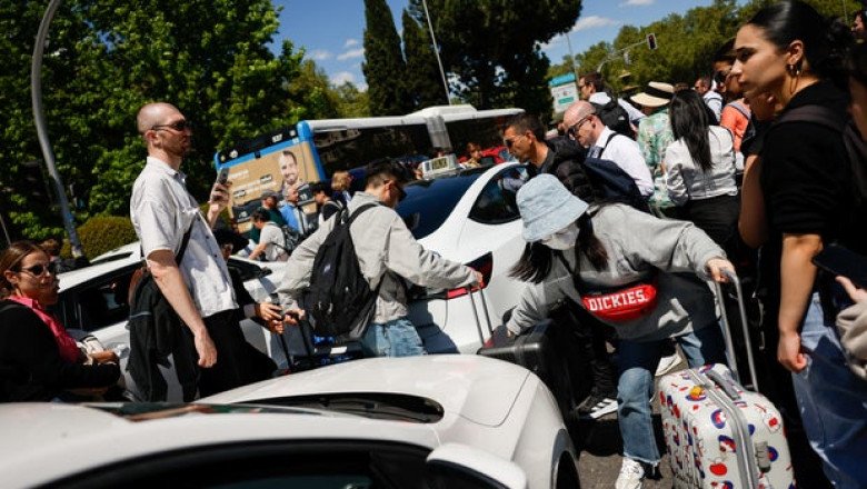 Power outage in Spain and Portugal brings much of Europe’s Iberian Peninsula to a standstill