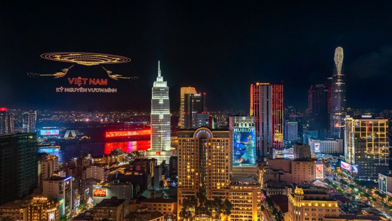 Vietnam sets world record with dazzling drone show featuring 10,500 drones