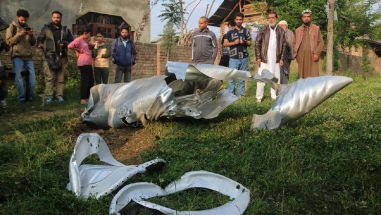 Pakistan’s leader vows to avenge India’s strikes, calling them an “act of war”