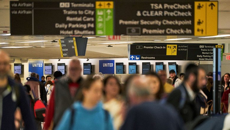 Experts warn travelers to avoid Newark Airport amid air traffic control crisis