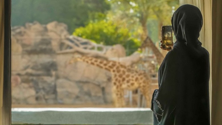 Turn your daytrip into a wild gateway at Emirates Park Zoo and Resort