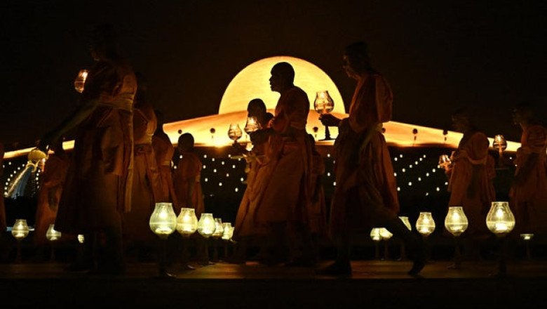 Monk arrested for allegedly embezzling $9 million from temple in Thailand