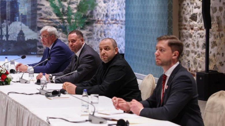 Russian drone strikes continue in Ukraine as Vatican renews offer for help