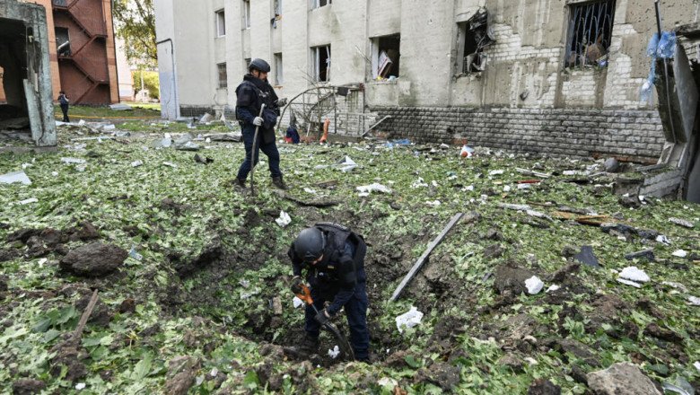 Ukraine says four dead, dozens injured in fresh wave of Russian strikes