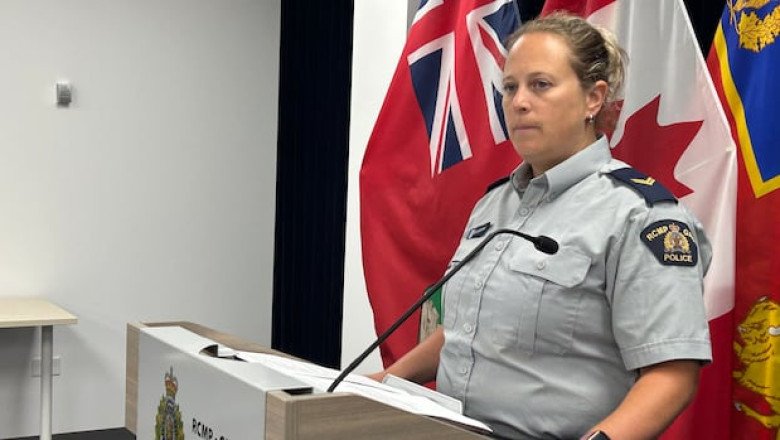 ‘Heartbreaking’ mid-air crash leaves 2 student pilots dead near Steinbach in southern Manitoba