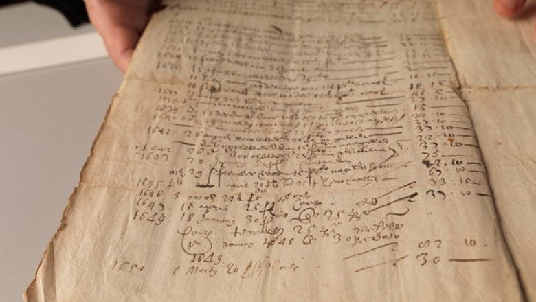 Renowned art detective recovers stolen trove of centuries-old documents: “Couldn’t believe my eyes”