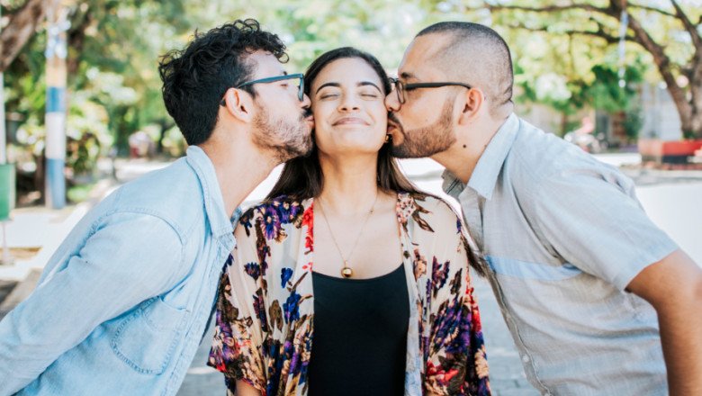 Throuple 101: Essential Tips for Successfully Dating as a Threesome