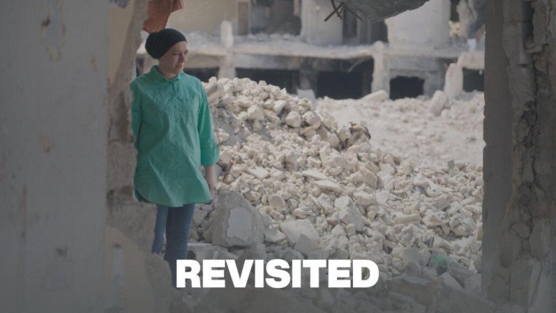 Exiled Syrian family returns home to ruins of Yarmouk refugee camp after fall of Assad