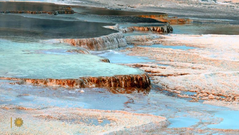 Nature: Mammoth Hot Springs at Yellowstone