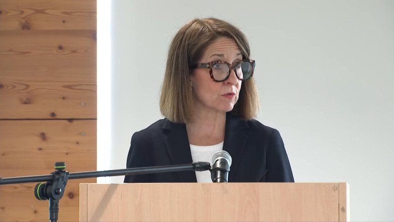 Government to conduct early review into state pension age | Politics News