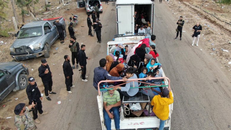 Syrian authorities evacuate Bedouin families from Druze-majority Sweida city