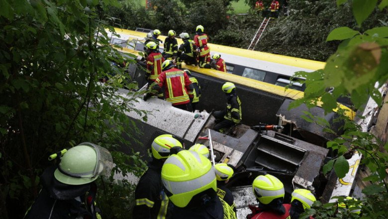 Three dead, several injured after regional train derails in southwestern Germany