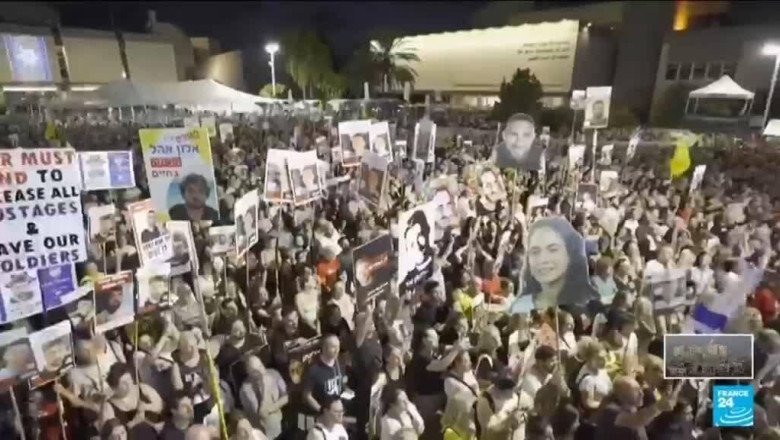'We want this war to be over': Israeli hostage families protest in Tel Aviv