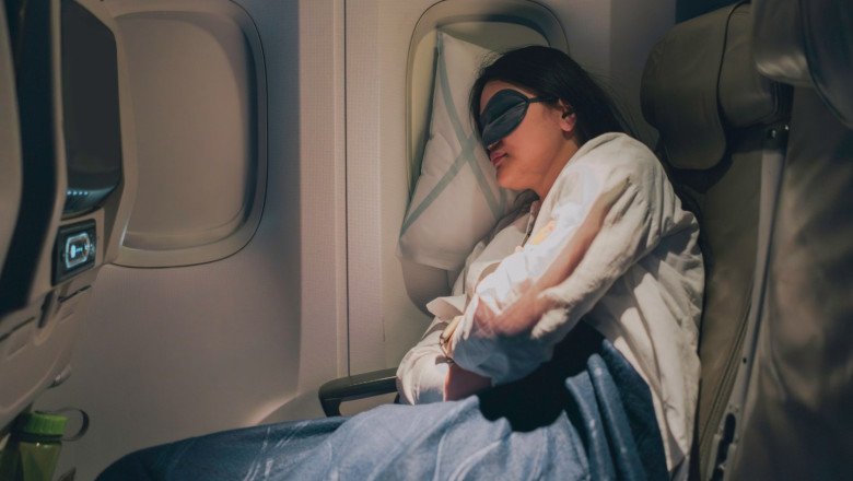 Prevent and overcome jetlag with these expert tips for travelers crossing time zones
