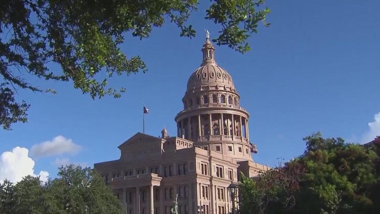Bomb threat prompts evacuation at Chicago hotel where some Texas Democrats are staying