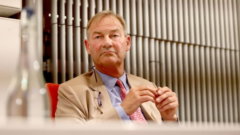 Ex-Reform MP Rupert Lowe alerts coastguard to ‘migrants’ – who were a charity rowing team | Politics News