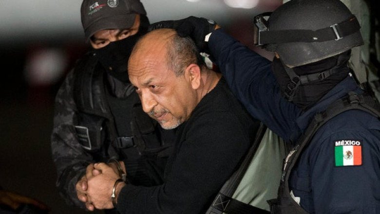 Mexico sends 26 cartel members to U.S. in deal with Trump administration