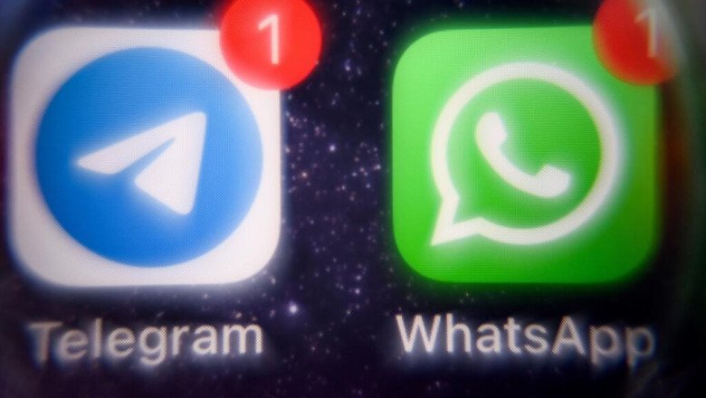 Russia partially restricts WhatsApp and Telegram calls to 'combat criminals'