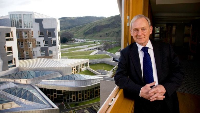 Former Scottish parliament presiding officer Sir George Reid dies aged 86 | UK News