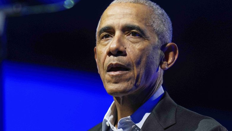 Obama praises Texas Democrats amid redistricting furor