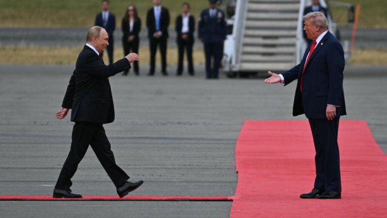 Warm greeting belies Ukraine bloodshed as Trump brings Putin in from the cold