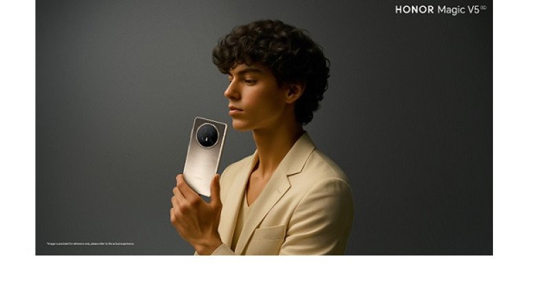 HONOR Brings Smarter AI to Foldables with HONOR Magic V5