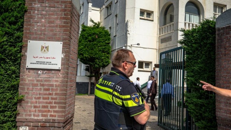 U.K. closes Cairo embassy as Egypt removes security barriers amid feud over pro-Palestinian protests