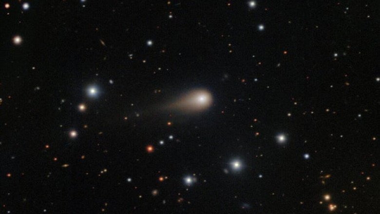 Tail of comet that’s visiting from another star is growing, new telescope image shows