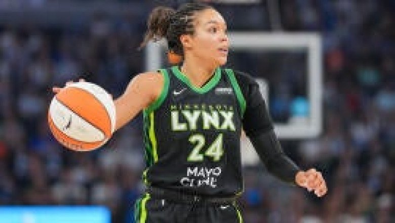 2025 WNBA playoffs: Storm clinch final spot with dramatic comeback win over Valkyries