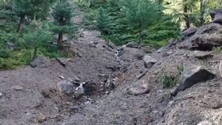 Flash flood in J&K: Cloudburst in Reasi district triggers panic, mudslides block roads; no casualties reported | India News